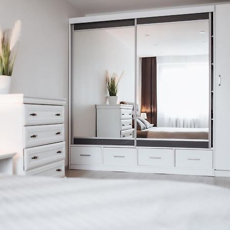Luxury Apartments In City Center, Siauliai المظهر الخارجي الصورة