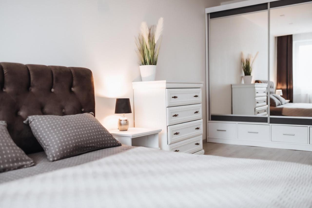 Luxury Apartments In City Center, Siauliai المظهر الخارجي الصورة