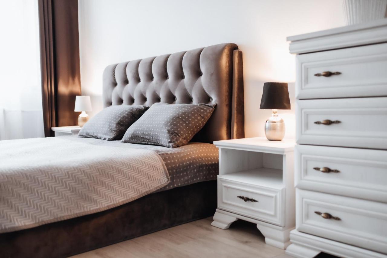 Luxury Apartments In City Center, Siauliai المظهر الخارجي الصورة